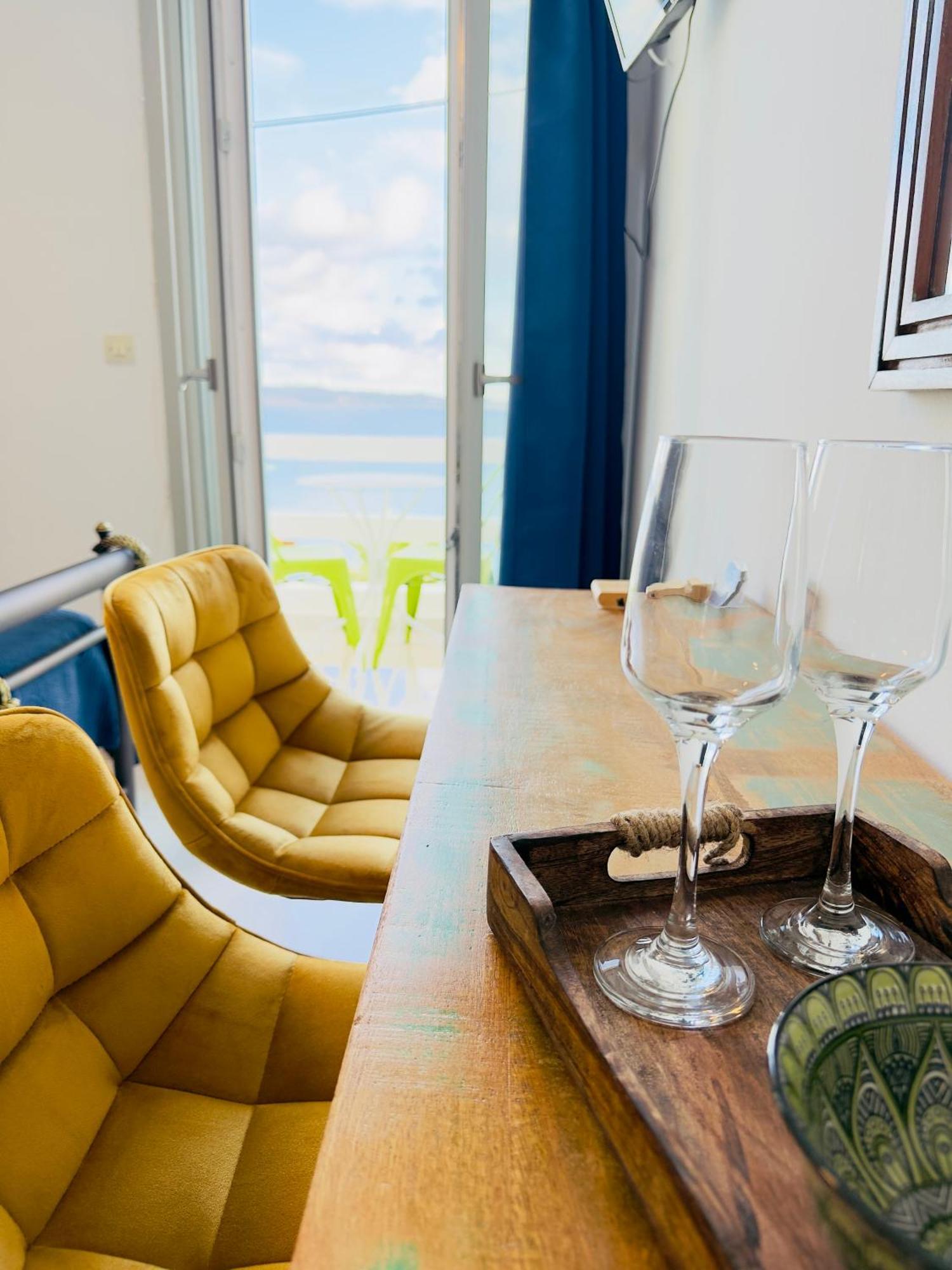 Apartment Maya Mallis Adamantas (Milos)